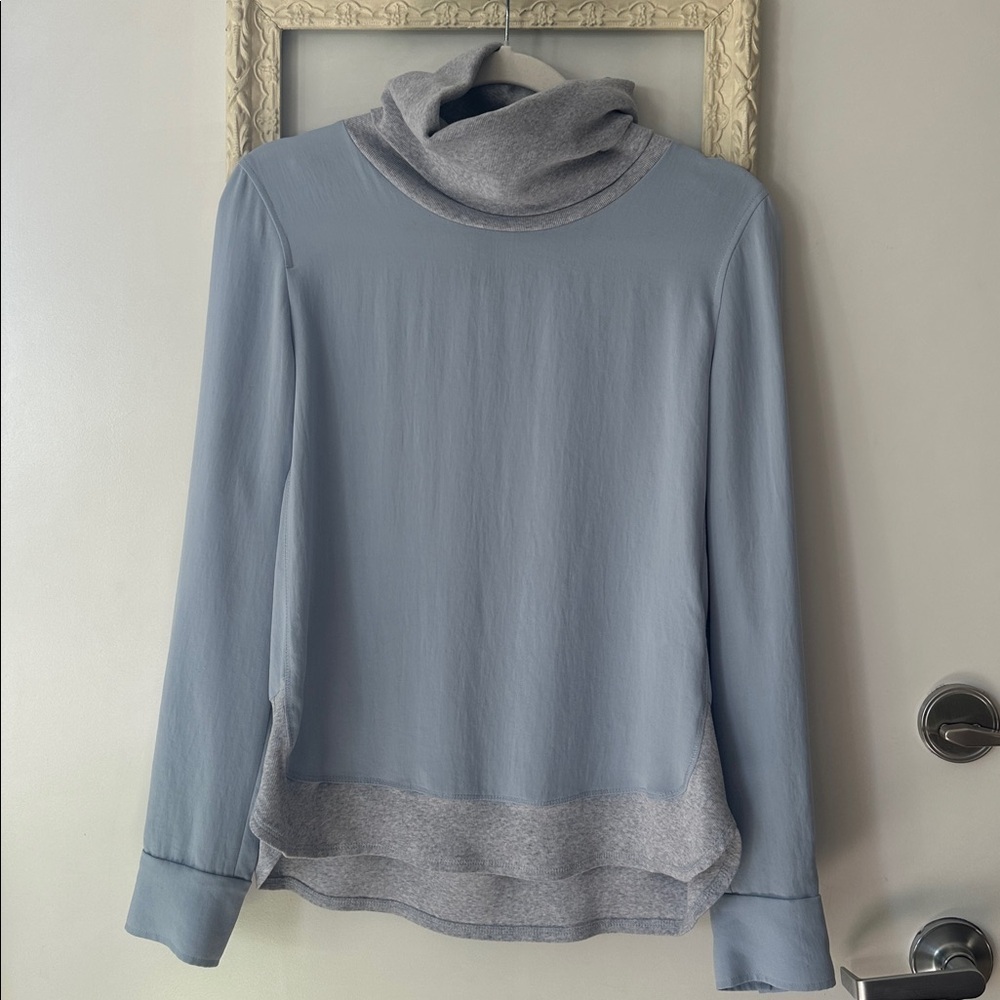 MARC CAIN | Soft Gray Ribbed Top